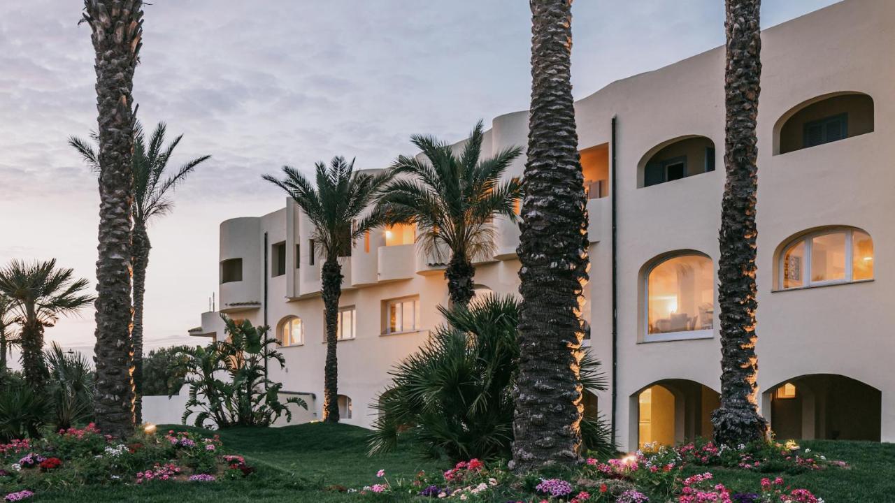 Mangia's Hotel 4*